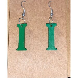 ☀️3/$12☀️ Letter “I” Wood Earrings (Green)